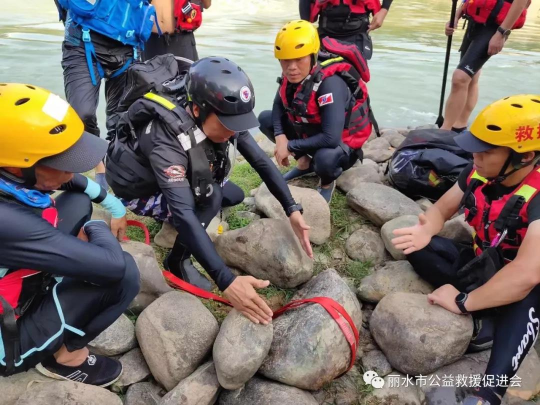 clip_image010.jpg http://www.rescues.net.cn/upload/P1e80f12e6030449ab5a518365f4eedfc.jpg