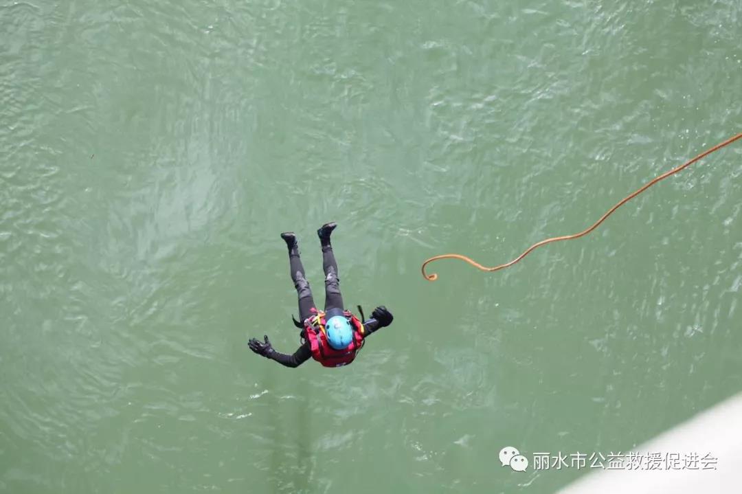 clip_image013.jpg http://www.rescues.net.cn/upload/P16ed136241c942e6a7a162b981a73a10.jpg