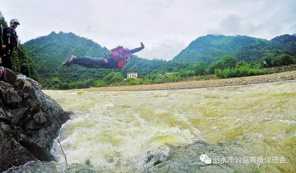 clip_image002.jpg http://www.rescues.net.cn/upload/Pc12cac9f217e4537b15fa20e2ae905f0.jpg